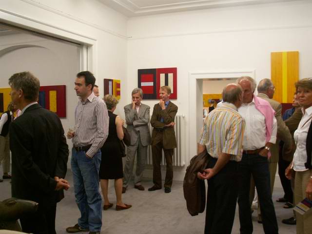 "Ex-zentrische Farbräume"